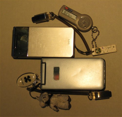 普代の携帯電話