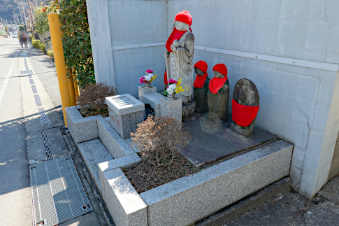 hachiouji_uratakao_kyuukousyuukaidou_jizouson