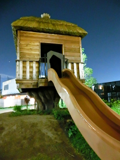 調布市、鬼太郎ひろば choufu_kitarouhiroba-kitarouhouse_night_a