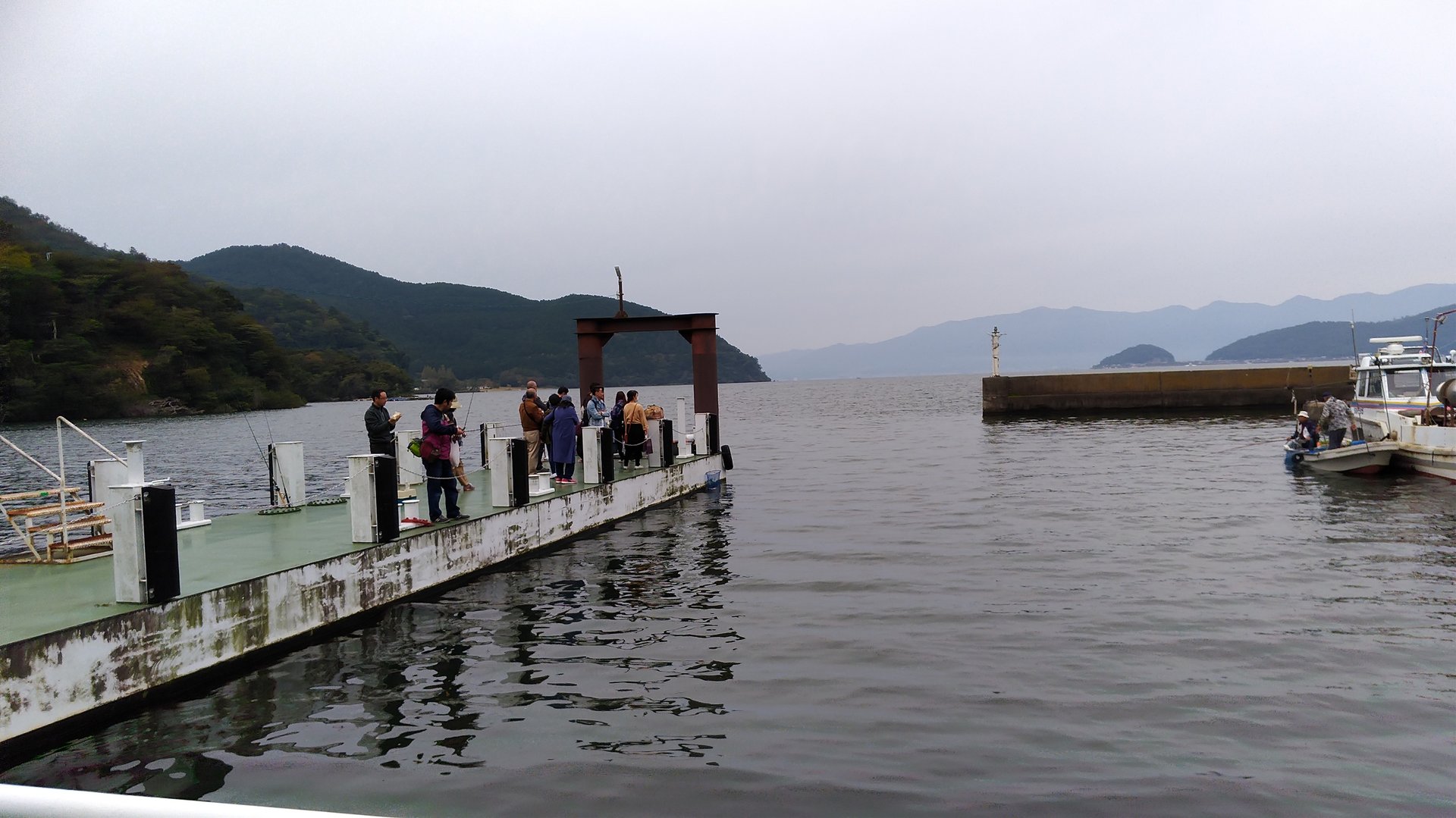 琵琶湖で島めぐり 沖島はバス釣りの楽園なのか 前編 富山発 うしじフィッシング