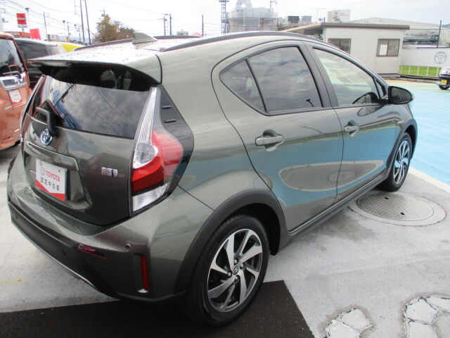 アクア クロスオーバーグラム展示中 静岡トヨタu Car三島のblog