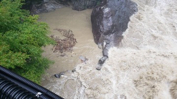 18E3EA20-A765-41B9-A0DF-0445FE8C1762