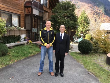 758CAC2C-E9D1-43A2-91C7-1C3C02C66234