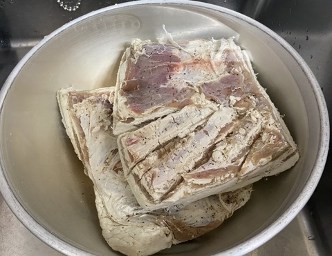 C594CFCA-7E24-4C58-B56A-97C7F92F1641