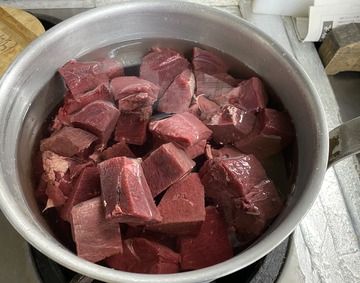 453B49E9-4E62-450D-8BA4-245B3ABEC95C