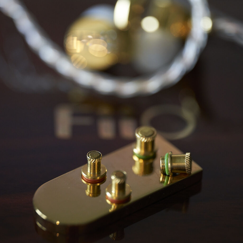FiiO FDXは気まぐれな美人の如く IV : iノススメ