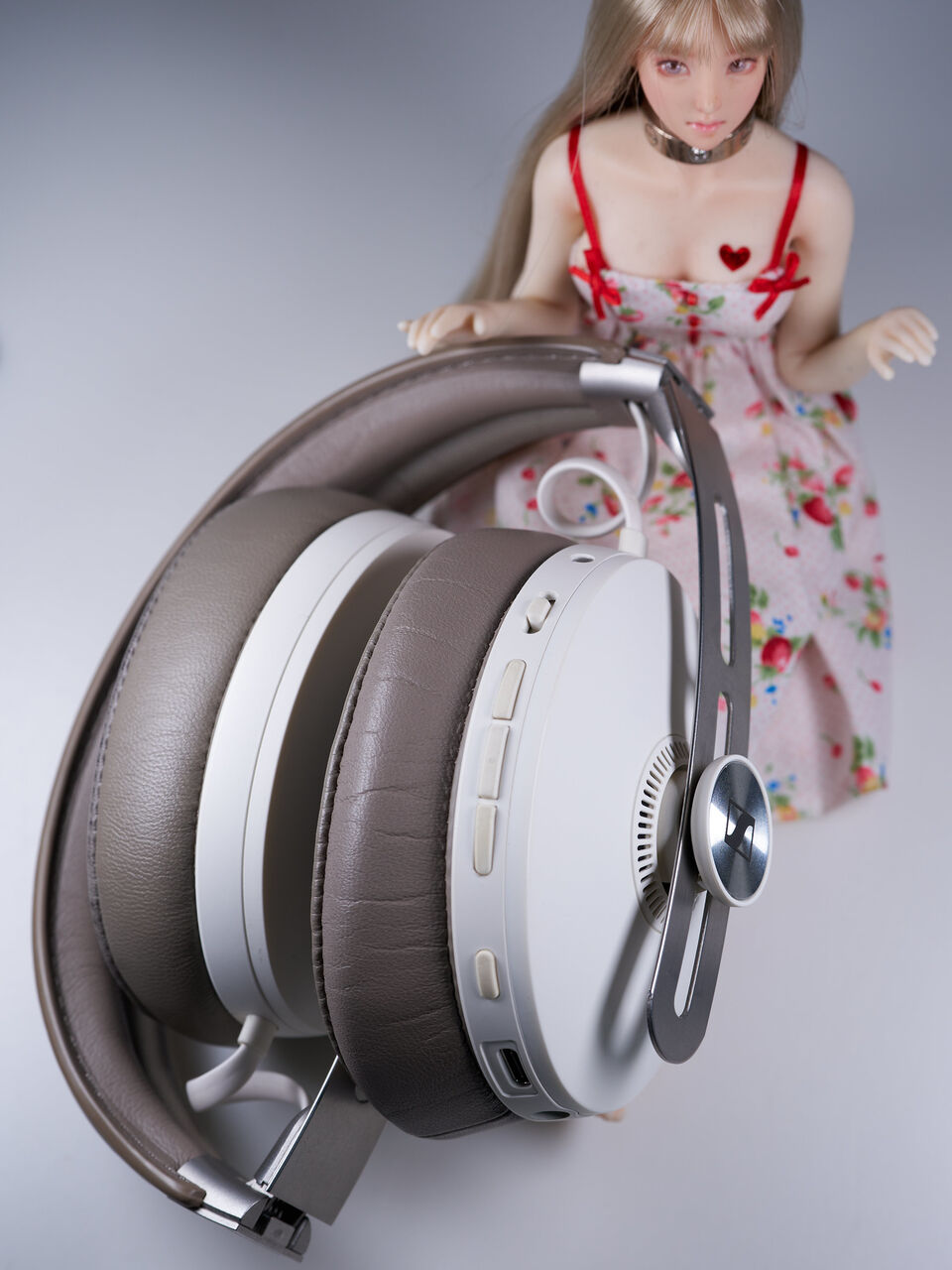 一世代前のBTヘッドホンで温故知新を I. Sennheiser Momentum 3 一世代前のBTヘッドホンで温故知新を I. Sennheiser Momentum 3