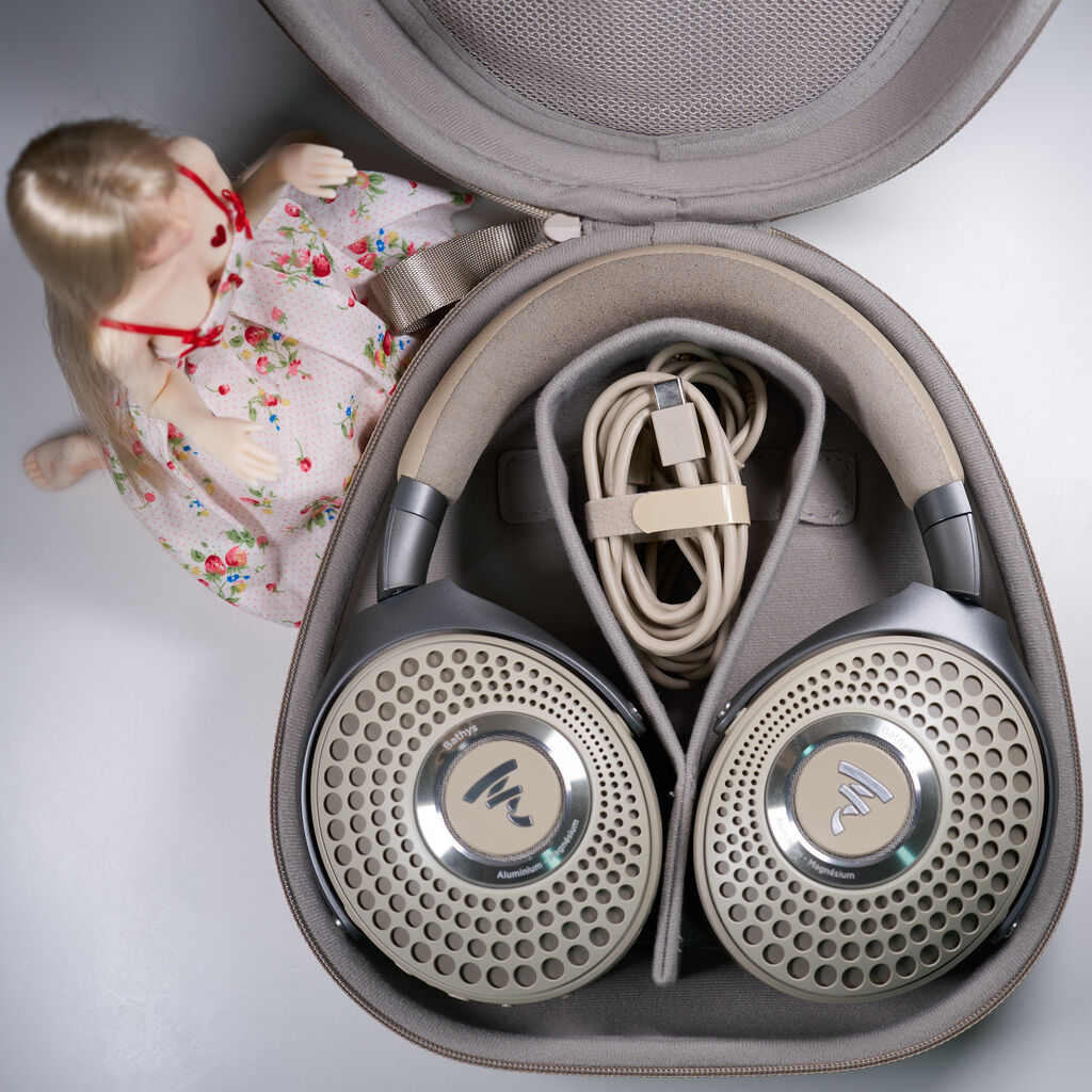 ヘッドホン Focal Bathys FOCAL「BATHYS」レビュー：有線に引けをとらないサウンドが魅力