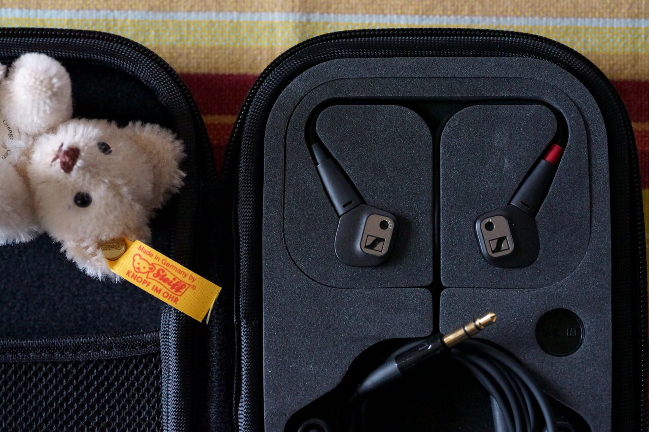SENNHEISER - SENNHEISER IE80S ★おまけ付き 本日発売のIE80Sをとりあえず買ってきたので、IE80と比較して