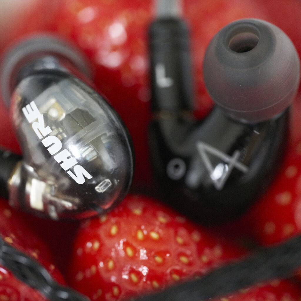 SHURE aonic4 本体とケーブルのみ SHURE aonic4 本体とケーブルのみ 楽天市場】SHURE AONIC 4 高