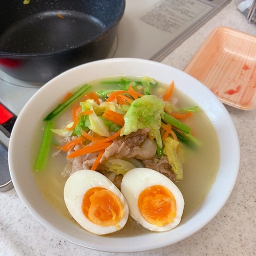 F6E774A5-0792-4972-8E89-0166735F0E93