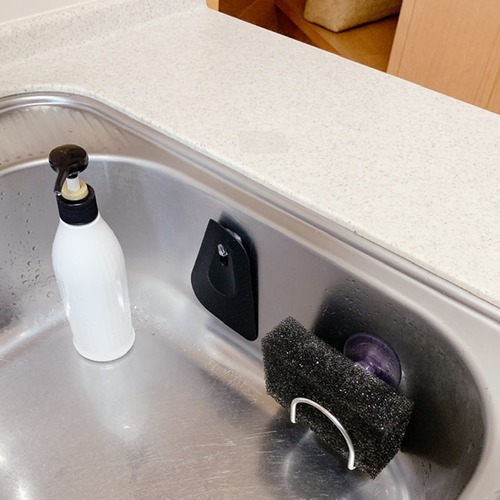 DCB7B97B-414D-4ED2-A309-1D6B3E8319B2