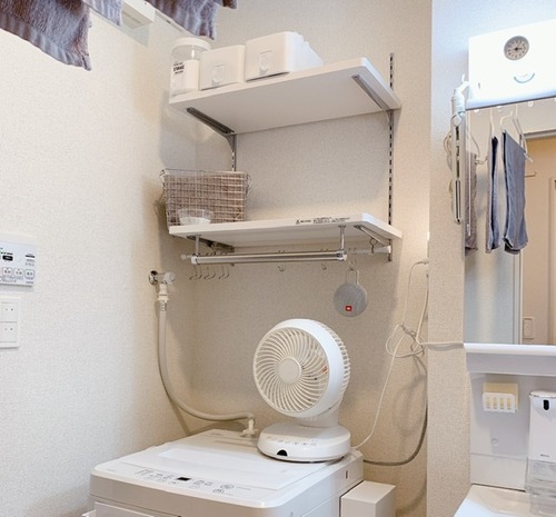 E5E75ECB-54A6-41B7-8B6F-05E153DB1971