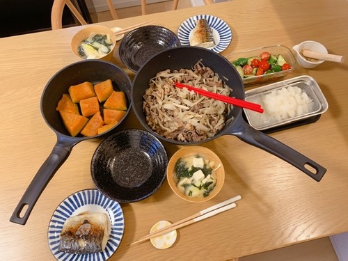 E23C306A-9BD4-42C1-8372-80BB9E7D3E52