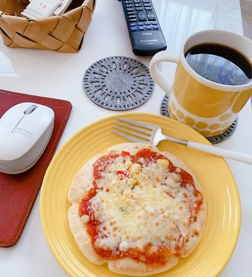 EE989FB5-FD2F-41A2-B12D-B4D34F6B37A9