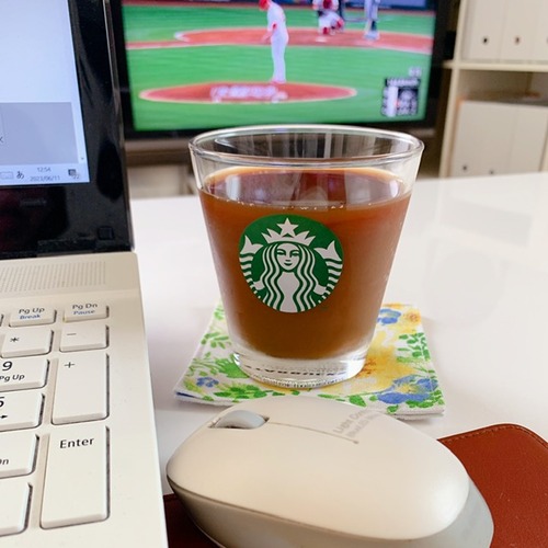 B50C6453-320B-4736-BF16-F914E8F248F9