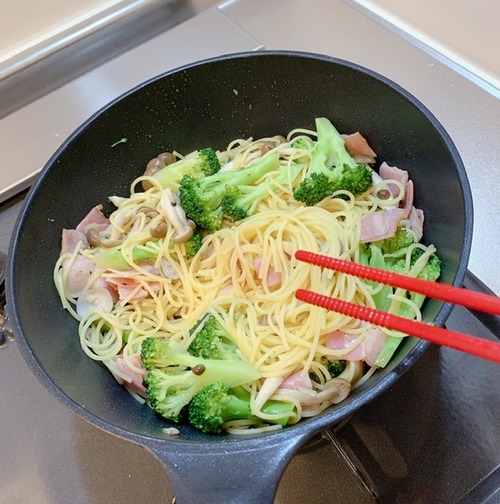 A8903C17-584D-4B3E-B2A4-A70FF8BB1425