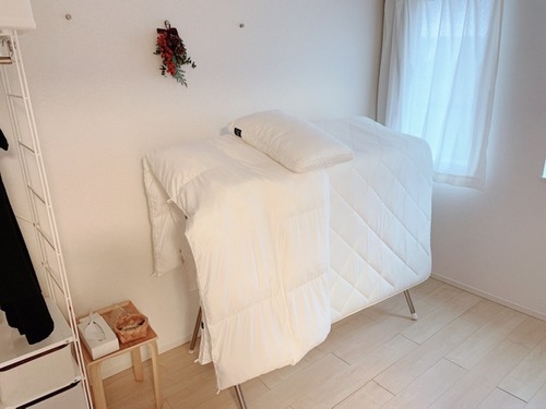 FDE60F03-E3EB-41AE-B827-8A03380F3BC6