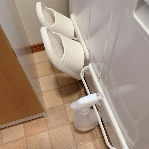 8DCCC117-B7FC-4BF6-8706-7738895B80F2