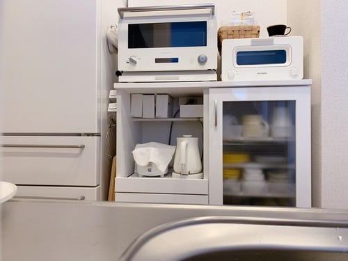 0394F652-51D4-4C8E-87E8-BD43D07EF9CE