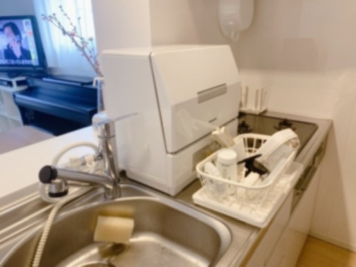 5E581E2C-97E2-4DD6-A359-B5866A3FDA6D