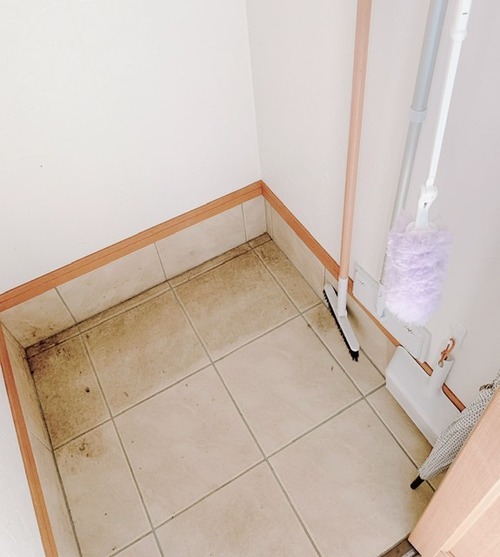 1A205EB2-3D02-459A-952B-801B3297C3AB