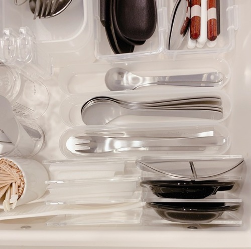 B81242FC-F143-4983-8F53-266548F928BB