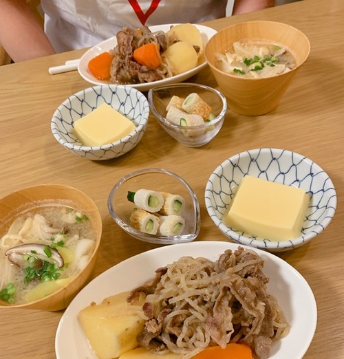 F5627ED4-15BE-457C-9C2A-CB4485756A3F