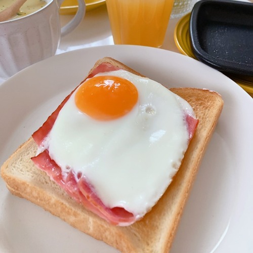 C3EAE309-C8BB-4128-A637-1185748BB9C5