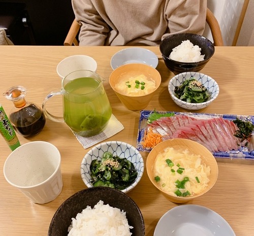 EB425FDA-30BD-48B6-B3B6-B24974BA6227