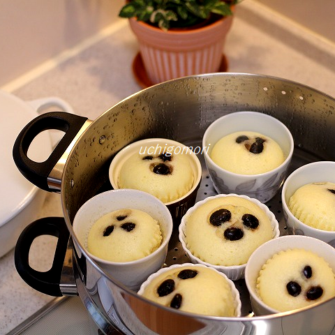 黒豆蒸しパン