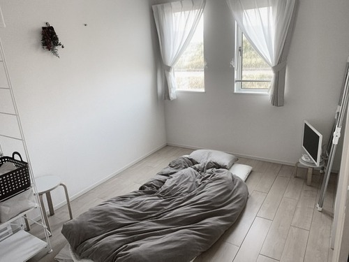 652B41AC-867A-4706-B487-1130BDA59D8F