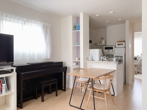 F9AE78FC-F119-4B9F-BAE9-5F87B274F477