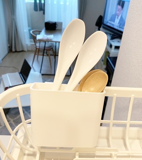 EB0B51AB-F9E4-4CCF-92C1-73001725DD44