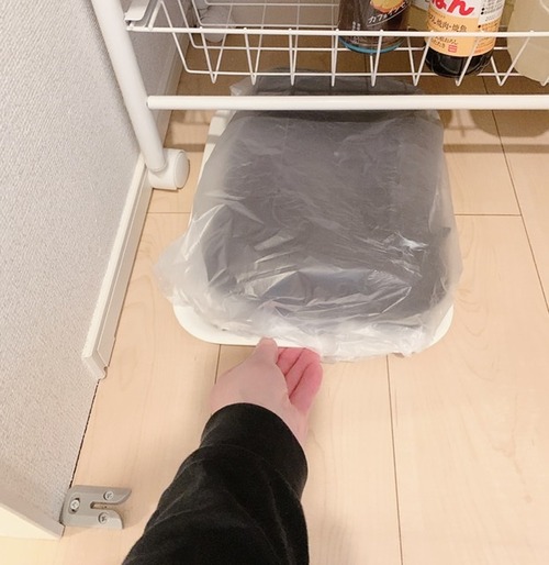 34B3B735-7BFA-4BC0-A650-B0EEFEFB68BF