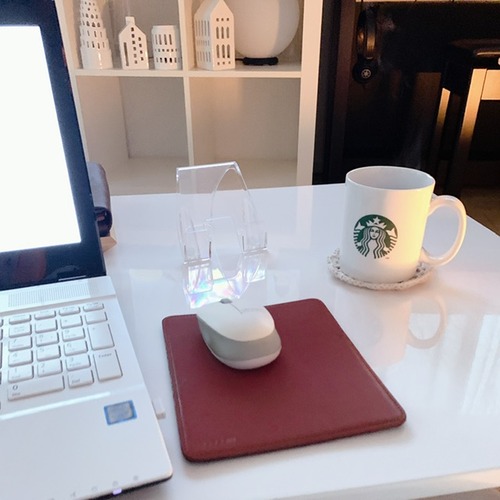 F0EF2A44-73F3-4B5B-B8C2-CA7FAA4D5A78