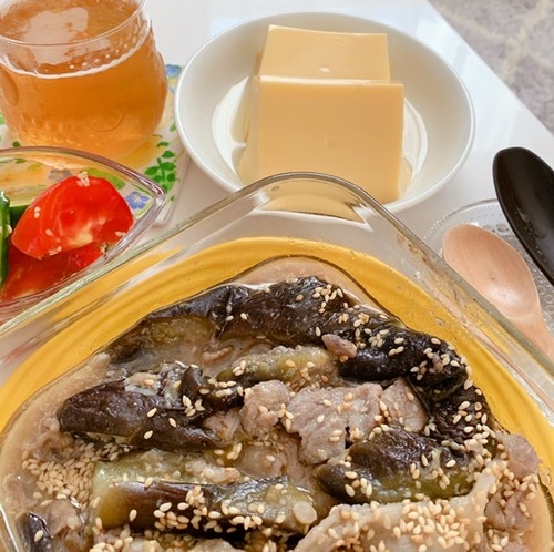 6093F8CB-B5DC-4D00-A52F-4A9D03BF18FC