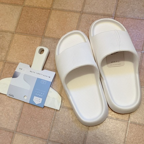 4794B293-FD97-4BD5-8402-114EDED26037