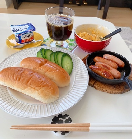 EF437DD4-60FB-4572-AB4A-243AD2E25688