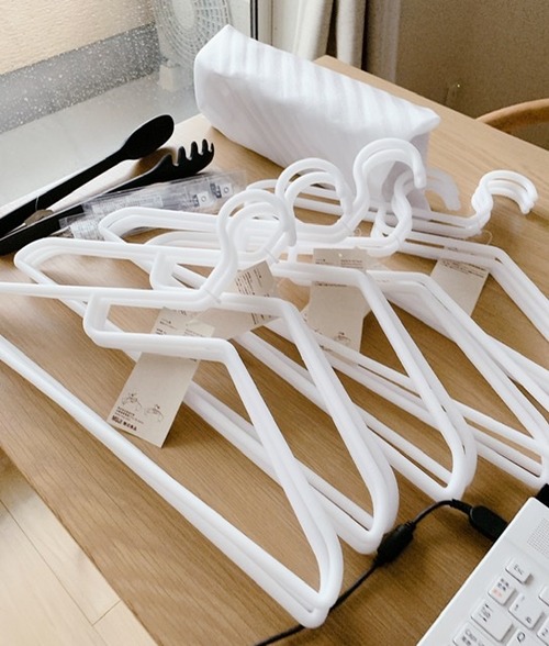 1B205D96-3E03-44BD-9024-A885A15CFC4E