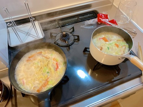 EA9B678A-0A80-438D-9C3E-8A4B9D6CF576