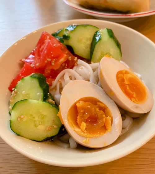 4476F723-2A31-4A1E-9C7A-98E94134FBEB