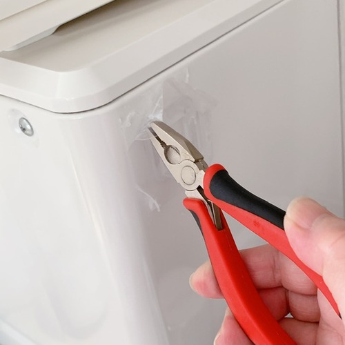 52D0729A-6C2E-4377-9C6A-DEF31742F7C7