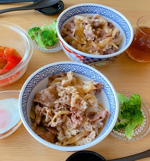 82EB1DDB-DF5F-4EE0-B646-0A64BDAAA449