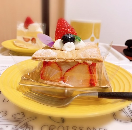 AA2F3157-0E6F-46E4-BE25-B5B223FAE09C