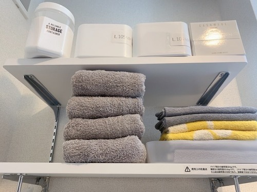 585E9F2C-2D05-4247-AB61-6C561DBF7D7A