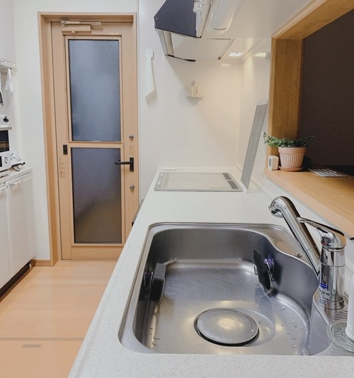 36FD8B98-E44C-4B08-A467-BBAC53920B27