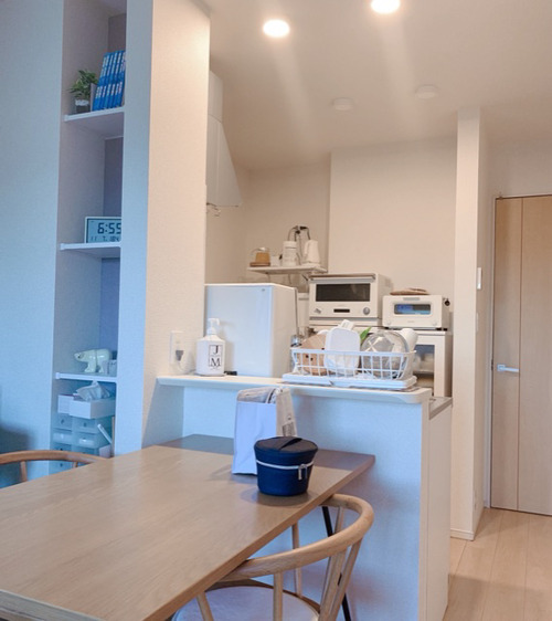 E3C820DF-D33A-46A3-A1B7-93CC69781887