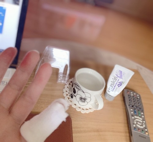 27D0FEB6-798E-4F96-8EF4-8C6CB6B96206