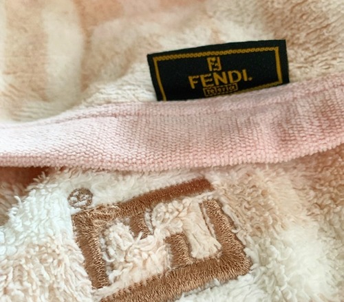 F4BF856A-95D4-4D1D-99F4-74331FC2C254